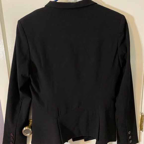 Venus black button up blazer. ✨Like New✨ - Picture 3 of 5